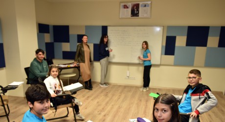 Kepez’den yabancı dil eğitimi
