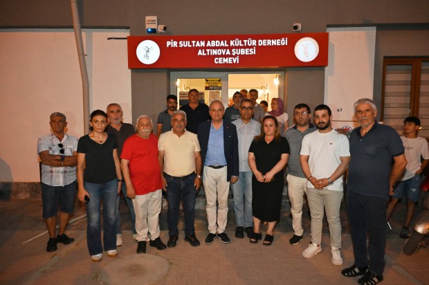 Kocagöz, oruç açma lokmasında canlarla buluştu