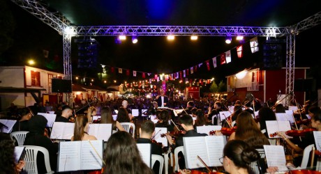 Kepez’in Uluslararası Kültür Festivali’nde Senfonik yolculuk