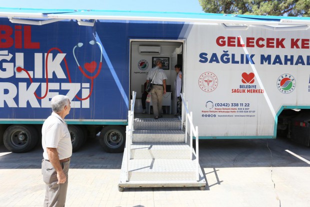 Kepez’in Mobil Sağlık Merkezi’nden Dokumapark’ta kanser taraması