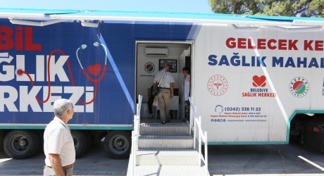 Kepez’in Mobil Sağlık Merkezi’nden Dokumapark’ta kanser taraması