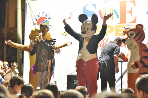 Kepez’in 68 mahallesinde “Sahne Kepez” ile sanat ve eğlenceye devam