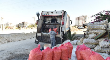 Kepez’de 1,5 ton patates imha edildi