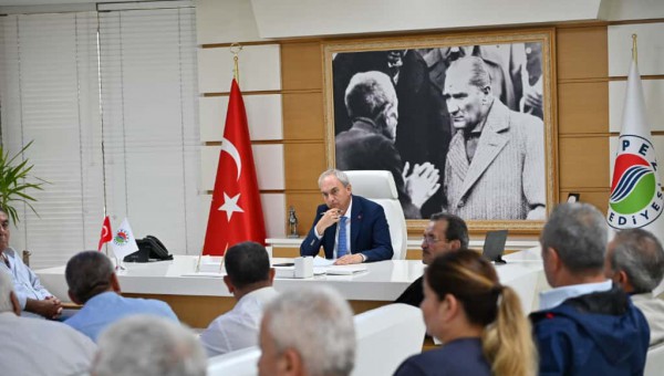 Başkan Kocagöz, Halk Günü’nde vatandaşlarla buluştu 