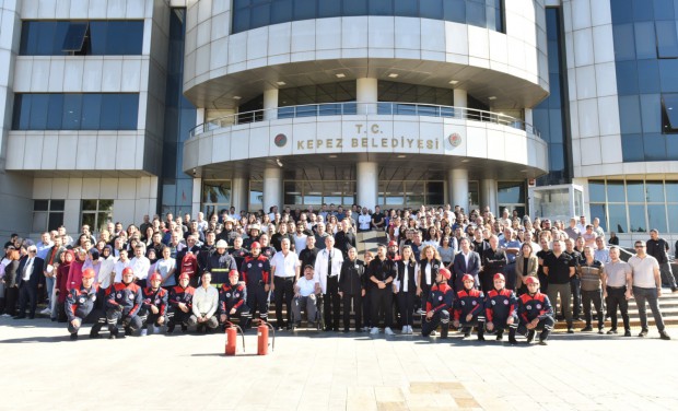 Kepez Belediyesi’nden gerçeğini aratmayan tatbikat