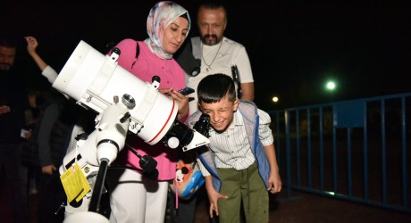 Kepez’de Cumhuriyet ve Bilimle Gece Gözlemi