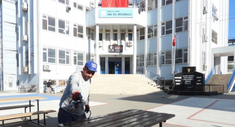 Kepez Belediyesi’nden okullara estetik dokunuş