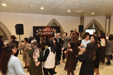 Kepez’den Öğretmenler Günü’ne özel kutlama