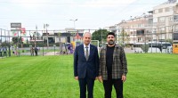 Çocuklar istedi, Başkan Kocagöz çim saha yaptı