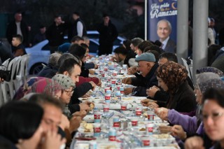 Kepez’den Kirişçiler’e bereketli iftar sofraları  