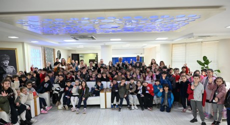 Kocagöz, 2.sınıf öğrencilerine yerel yönetimi anlattı