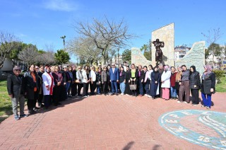 Kocagöz, 8 Mart’ta personellerini unutmadı   