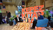 Kocagöz, Kepez Kitap Fuarı’nın yayın stüdyosu konuğu oldu