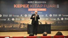 Prof.Dr. Nurullah Genç, Kepez Kitap Fuarı’nda kelimenin ve edebiyatın gücünü anlattı
