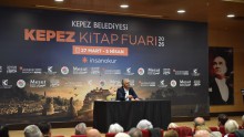 Ümit Uysal, Kepez Kitap Fuarı’nda okurlarla buluştu