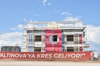 Altınova Kreş ve Gündüz Bakımevi hızla ilerliyor