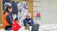Kocagöz, öğrencilerin projelerini dinledi