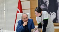 Kocagöz, öğrencilerin projelerini dinledi
