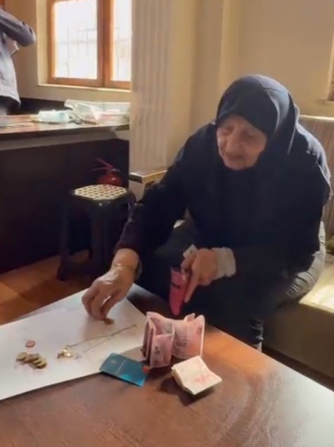 Kepez Belediyesi zabıtasından örnek davranış; kayıp cüzdan sahibine teslim edildi