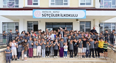 Kocagöz, okul ziyaretinde talepleri yerinde çözdü