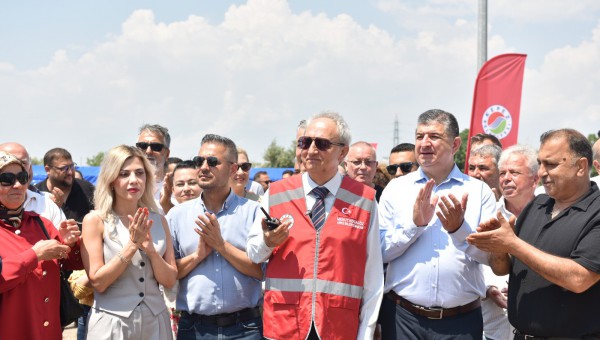 Kocagöz’ün, anonsuyla Kepez’in sathi asfalt sezonu başladı   