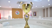 Kepez’in genç şampiyonları Başkan Kocagöz’ü ziyaret etti
